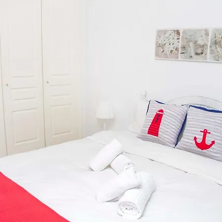 Navy Apartment, El Poris *