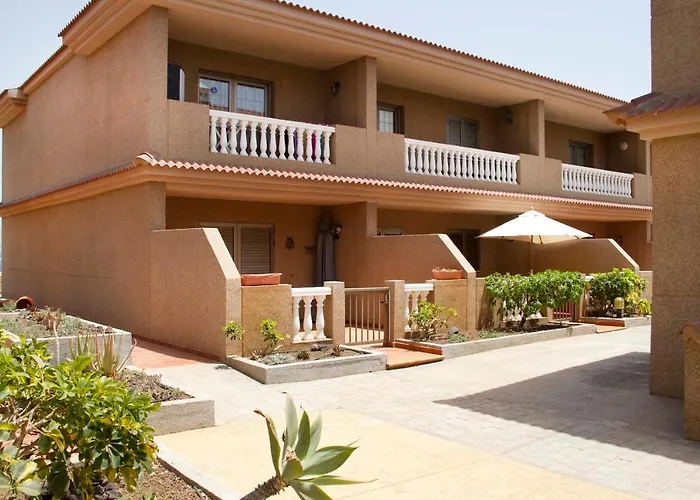 Appartamento Navy Apartment, El Poris *