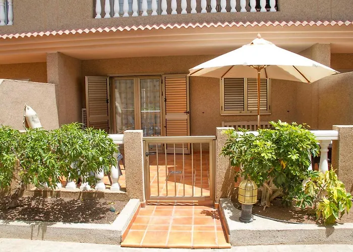 Navy Apartment, El Poris