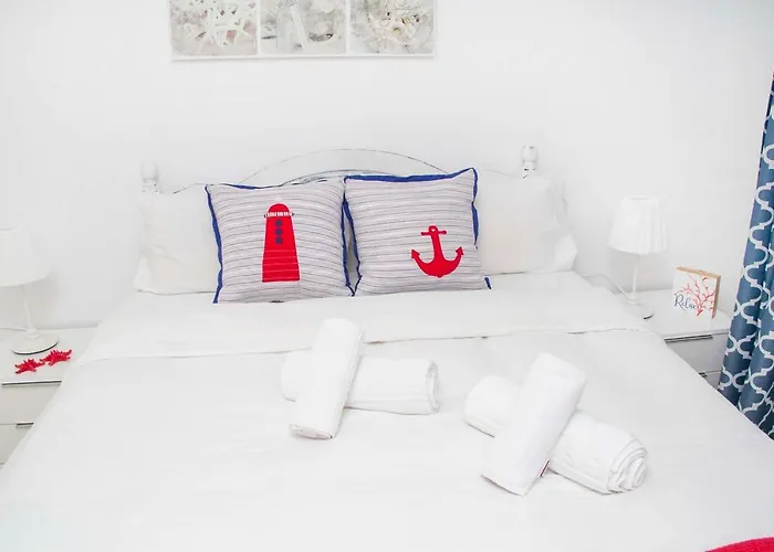 Navy Apartment, El Poris Arico