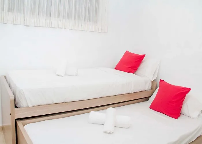 Navy Apartment, El Poris *