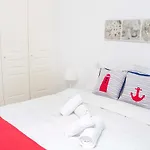 Navy Apartment, El Poris *
